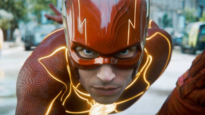 Pogodzić przeszłość – recenzja filmu „The Flash”