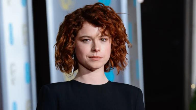 jessie-buckley-i-paul-mescal-maja-wystapic-w-nowym-filmie-chloe-zhao